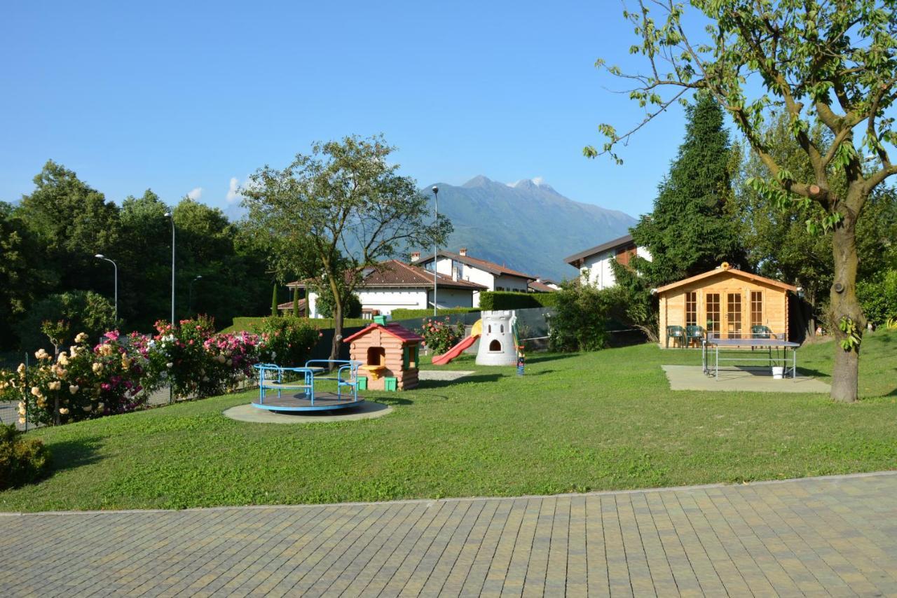 Residence Girasole Casa Rossa A Colico Exteriér fotografie