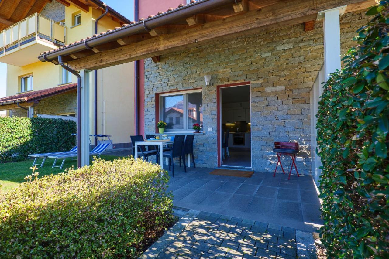 Residence Girasole Casa Rossa A Colico Exteriér fotografie